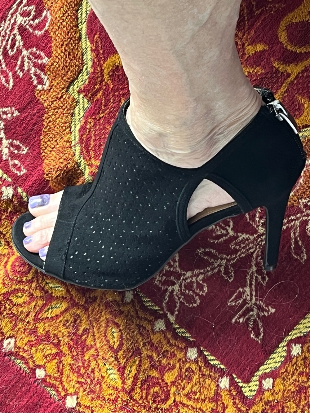 Christian Siriano Black Faux Suede Booties 6.5 Peep Toe Back Zip Laser Cutouts
